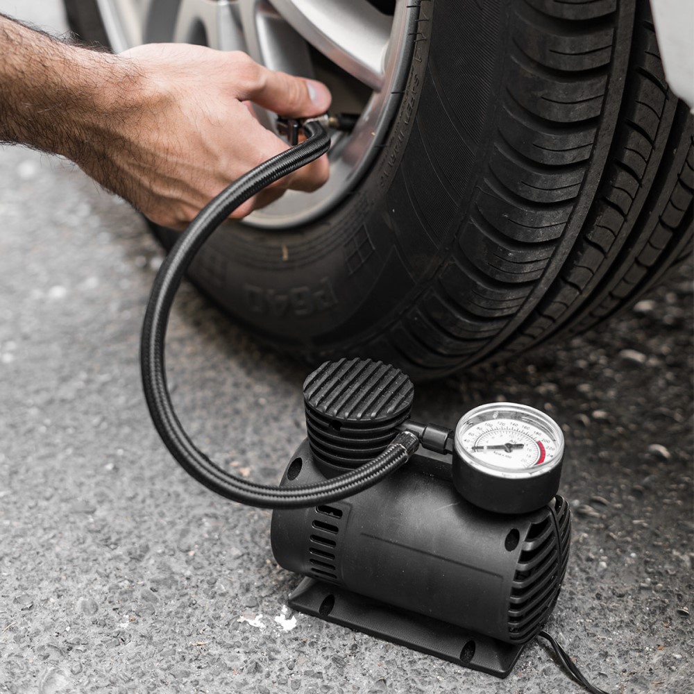 پمپ باد فندکی خودرو مدل Air Compressor
