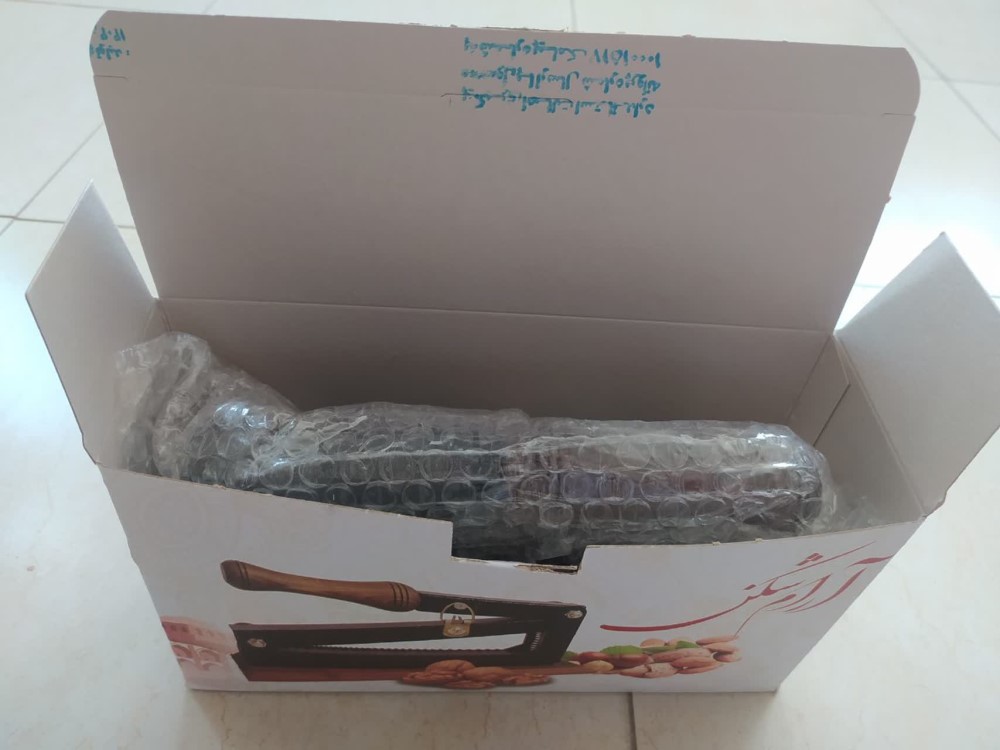 کارتن دستگاه بادام شکن گردوشکن